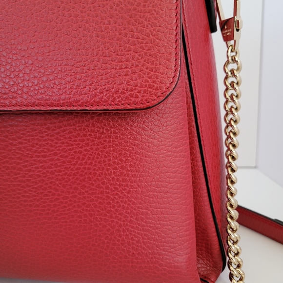 Gucci Red Double G Leather Handbag with Gold Accents - Picture 4 of 15
